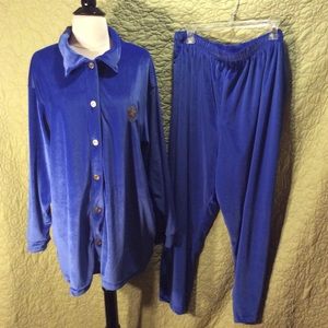Jaclyn Smith velour set. Size 1X.